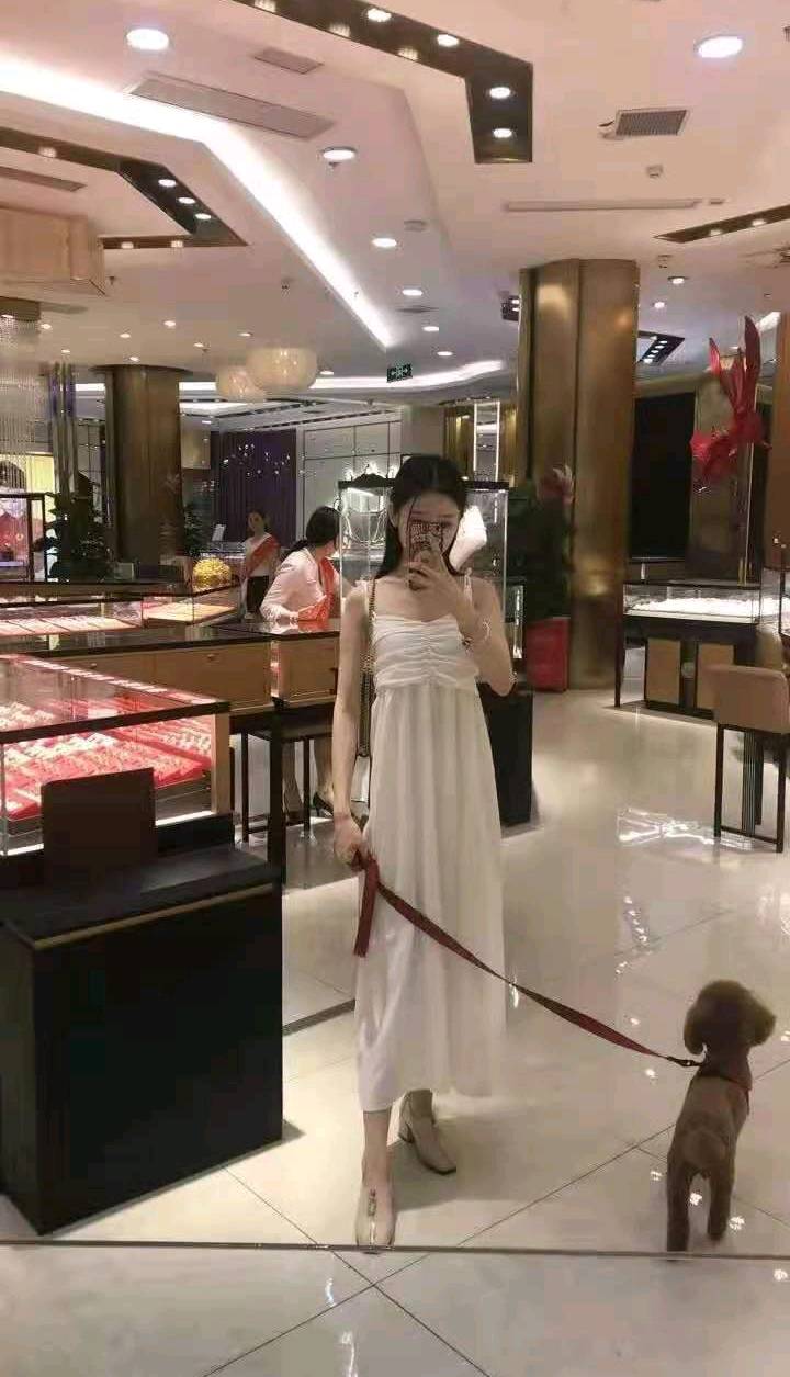 广东佛山顺德容桂   妹子 身材火辣